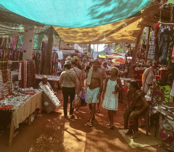 Anjuna Flea Market- Walking in the shade